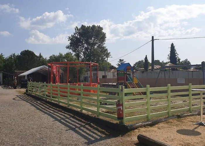 Oasis Des Garrigues Vogue